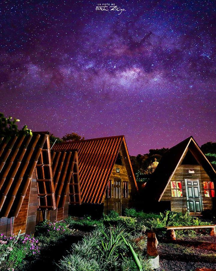 Casa Tucan Glamping Hotel Turrialba Exterior photo